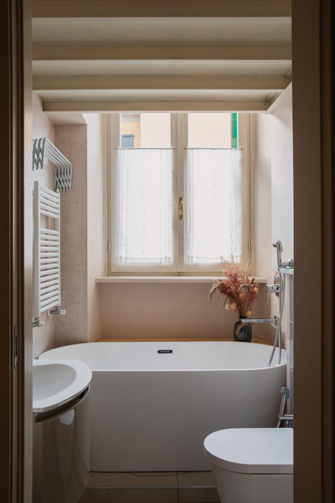 Bellevue Suite Rosselli Комо Экстерьер фото